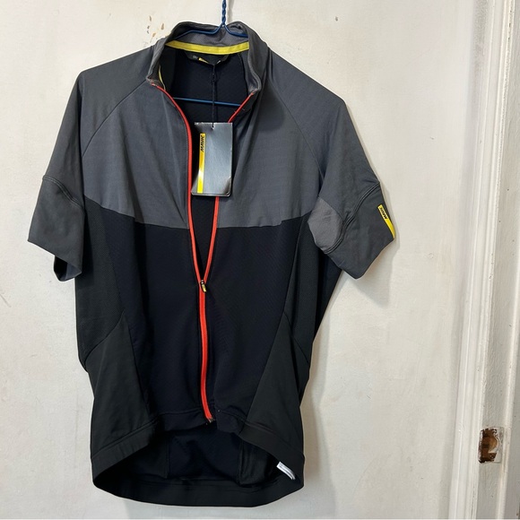 NWT Men’s Mavic Ksyrium Pro Short Sleeve Cycling Jersey. Black & Grey. Size XL. - Picture 4 of 9